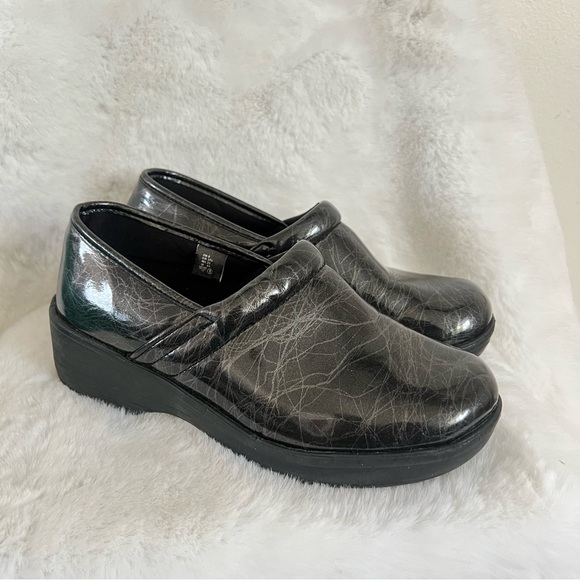 Elegant Black Women's Mules by [Brand] - Picture 1 of 5